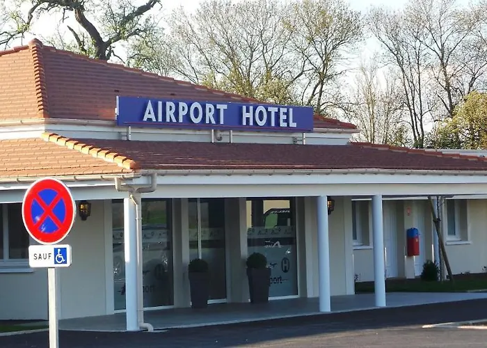 Airport-hotel Отель 3*